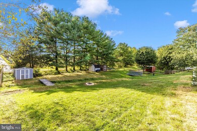 105 Ridge Ave, Taneytown, MD 21787 - photo 2