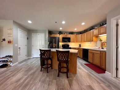 216 Reservoir St unit 311, Holden, MA 01520 - photo 4