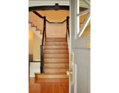 90 Jason St, Arlington, MA 02476 - photo 2