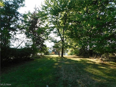 2811 Bishop Rd, Wickliffe, OH 44092 - photo 4