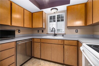 609 Washington Ave SE, Orting, WA 98360 - photo 7