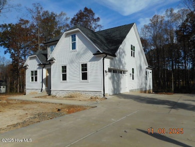 12874 Mallard Rock Rd, Zebulon, NC 27597 - photo 2
