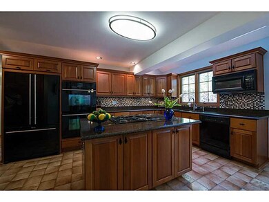 Kitchen. Fabulous kitchen with a large island, ple