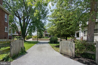 329 E Baltimore St, Taneytown, MD 21787 - photo 4