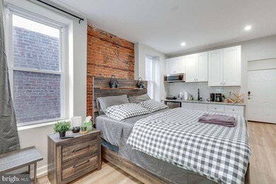 876 N 19th St, Philadelphia, PA 19130 - photo 6