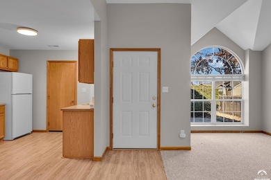 1317 Sunchase Dr, Lawrence, KS 66044 - photo 4