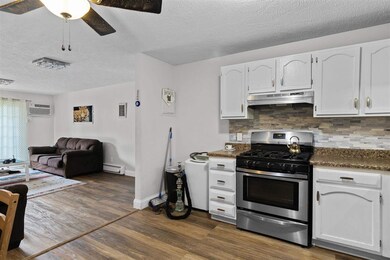 379 Huse Rd unit 40, Manchester, NH 03103 - photo 4