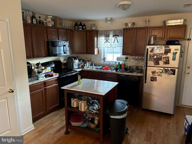 402 Acorn St unit B, Lansdale, PA 19446 - photo 2