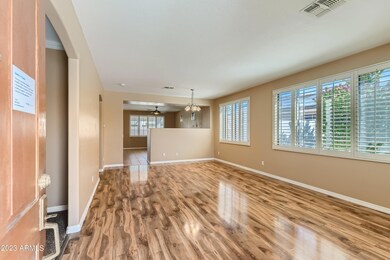 05 Foyer
