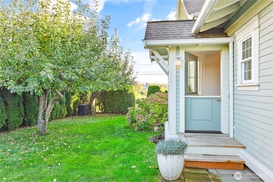 607 E Front St, Lynden, WA 98264 - photo 5