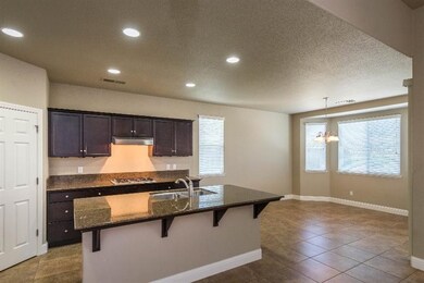 3181 Buckingham Ave, Clovis, CA 93619 - photo 4