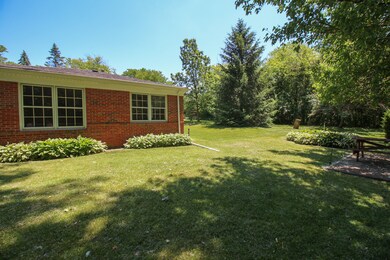 18201 Rockwell Ave, Homewood, IL 60430 - photo 6