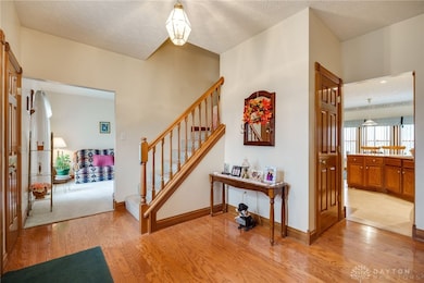 518 Greensward Dr, Tipp City, OH 45371 - photo 7