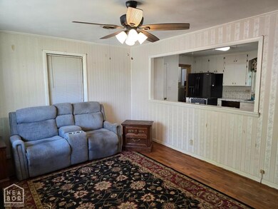 209 Cain Dr, Mc Crory, AR 72101 - photo 4