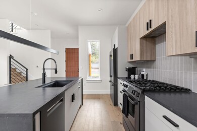 1402 Summit St unit A, Austin, TX 78741 - photo 5