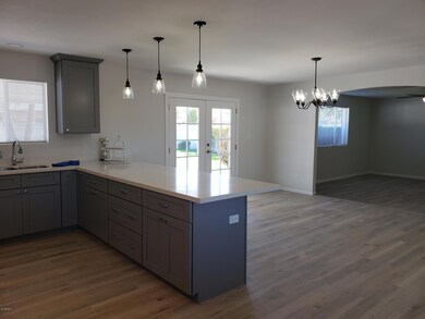Gorgeous Open Kitchen with Quartz Counte