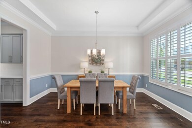 Formal Dining