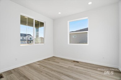 1216 Stirling Meadows Ct, Middleton, ID 83644 - photo 4