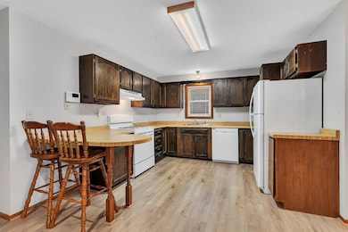 920 2nd Ave S, Sauk Rapids, MN 56379 - photo 2