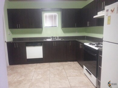 734 Adams Ave, El Centro, CA 92243 - photo 3