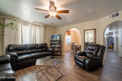 JEM_8638-HDR