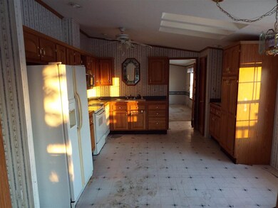 652 Titus Hill Rd, Colebrook, NH 03576 - photo 4