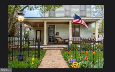 810 Chesapeake Ave, Annapolis, MD 21403 - photo 2