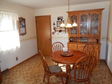 1469 Evaline Dr, Columbus, OH 43224 - photo 6