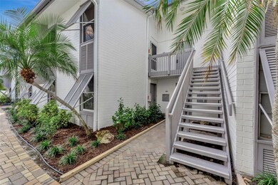 1017 W Peppertree Dr unit 116, Sarasota, FL 34242 - photo 6