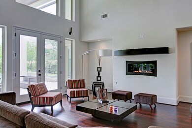 2 Chivary Oaks Ct, Spring, TX 77382 - photo 6