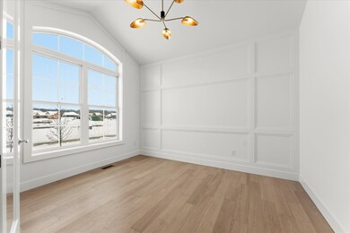 1403 Ravenwood Dr, Mahomet, IL 61853 - photo 4