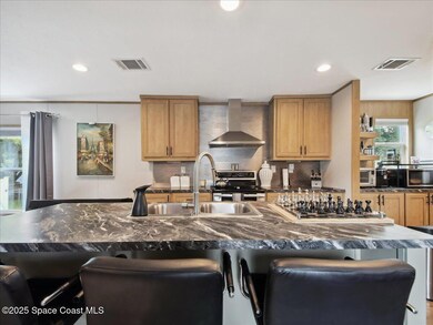 37-1801 Cedar St-35