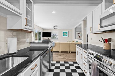 38 Harrison Ave unit 2, Newport, RI 02840 - photo 7