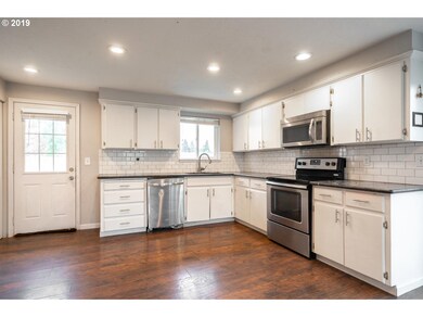 306 Christopher Ct, Molalla, OR 97038 - photo 6