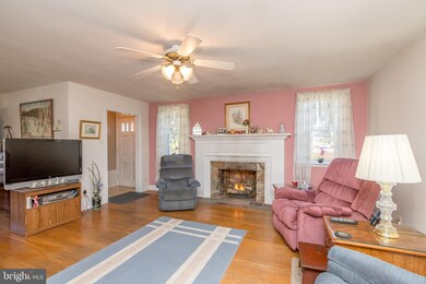 124 N Sproul Rd, Broomall, PA 19008 - photo 3