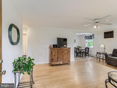 7732 Carter Rd, Sykesville, MD 21784 - photo 4