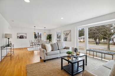 9515 Maplewood Ave, Bridgman, MI 49106 - photo 5