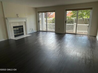 453 E Putnam Ave unit 3D, Cos Cob, CT 06807 - photo 3
