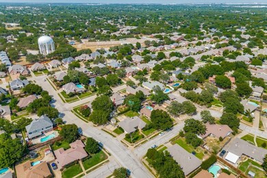 1009 Clear View Dr, Bedford, TX 76021 - photo 5