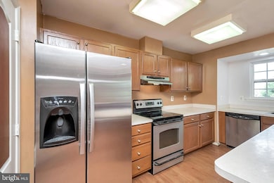 9222 Mccarty Rd, Lorton, VA 22079 - photo 5