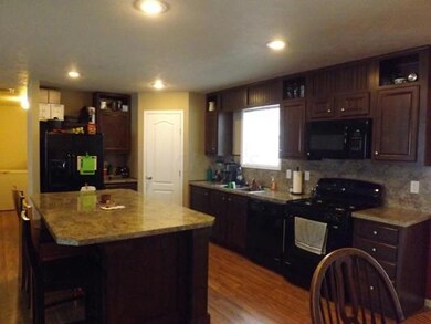 11230 Gore Greendale Rd, Logan, OH 43138 - photo 4