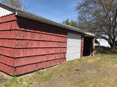 3558 Table Rock Rd, Medford, OR 97504 - photo 6