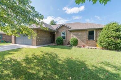 Archer-Cedarwood-Home-3