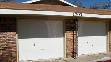 1703 Lawyer St, College Station, TX 77840 - photo 2