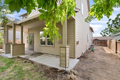 1351 SW 27th St, Redmond, OR 97756 - photo 3