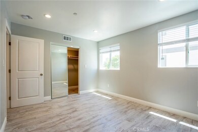 2123 West Blvd unit 1/2, Los Angeles, CA 90016 - photo 6