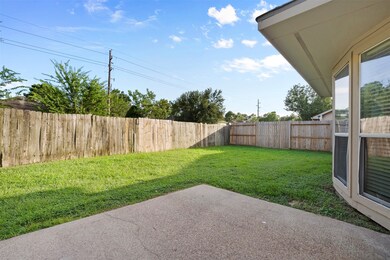 BACKYARD WITH NO REAR NEIGHBORS. WALKING TRAIL BEH