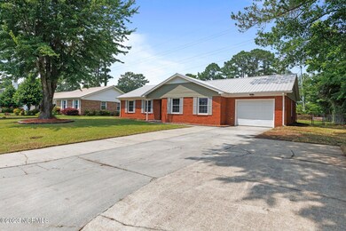 315 Greenbriar Dr, Jacksonville, NC 28546 - photo 2