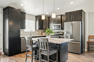 48 S Cimarron Cir, Cedar City, UT 84720 - photo 3