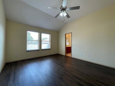 332 Sardius Blvd, Granbury, TX 76049 - photo 7